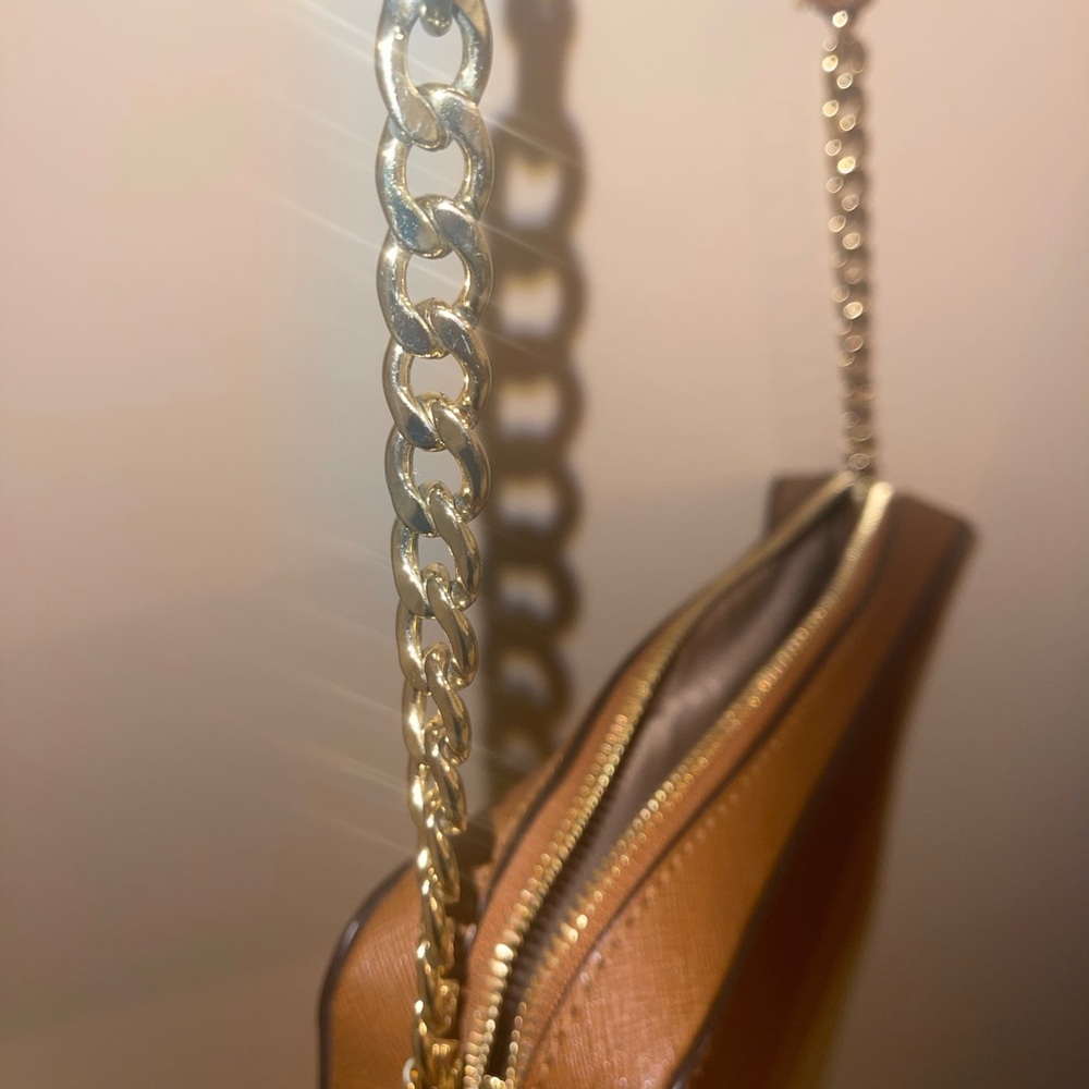 Michael Kors Tan Crossbody Bag with Gold Chain - Picture 5 of 5